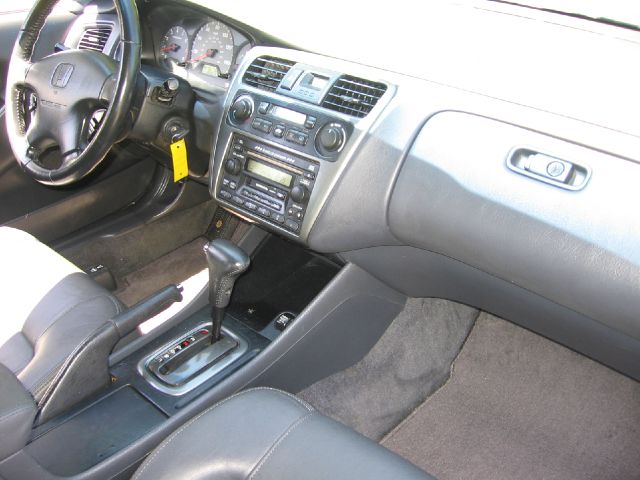 Honda Accord 2001 photo 9
