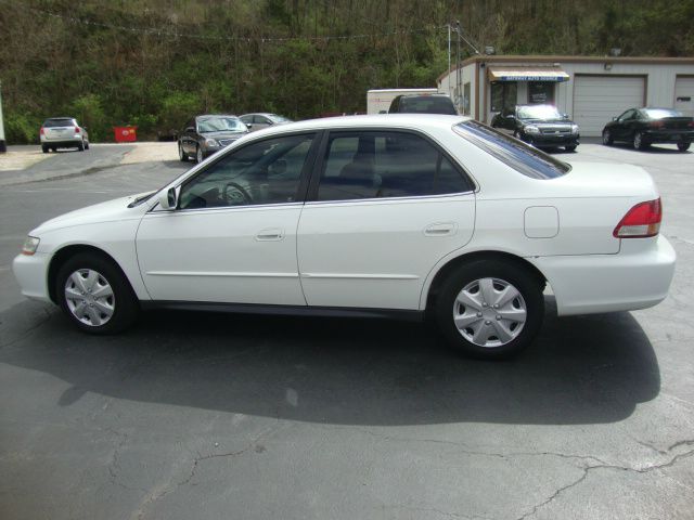 Honda Accord 2001 photo 2