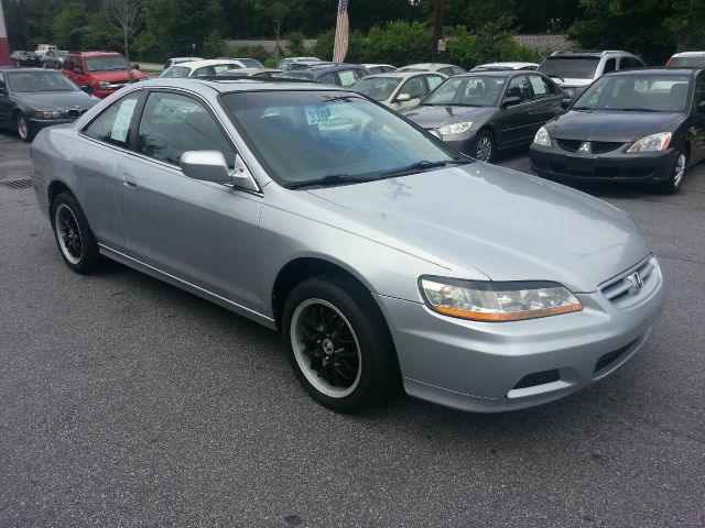 Honda Accord 2001 photo 3