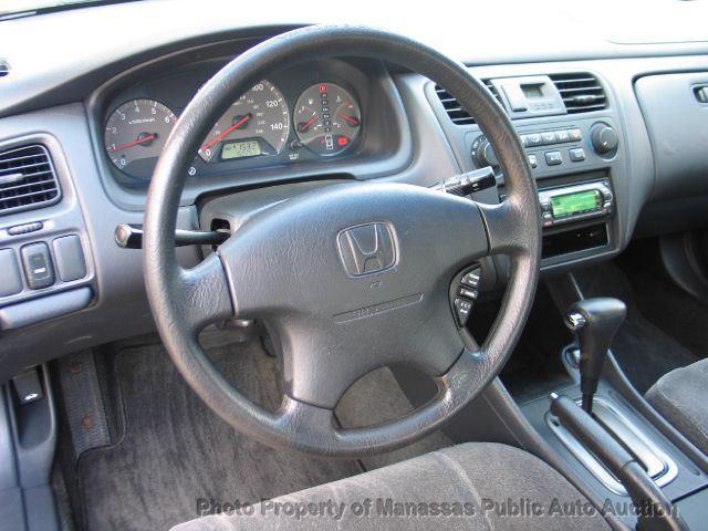 Honda Accord 2001 photo 4