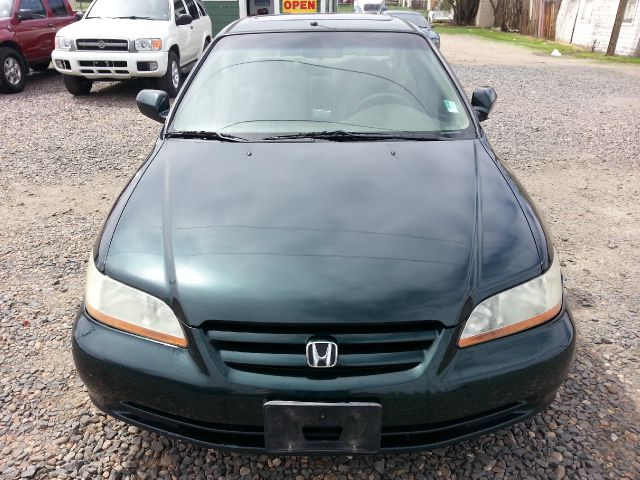 Honda Accord 2001 photo 2