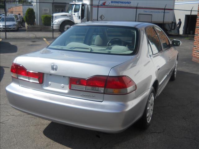 Honda Accord 2001 photo 4