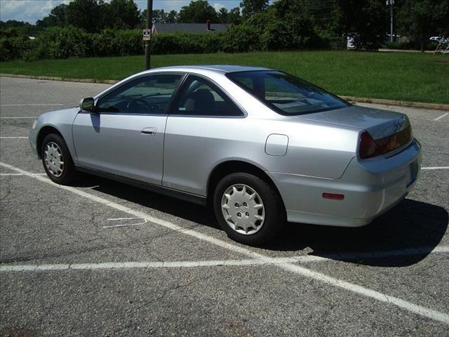 Honda Accord 2001 photo 3