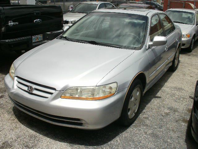 Honda Accord 2001 photo 2