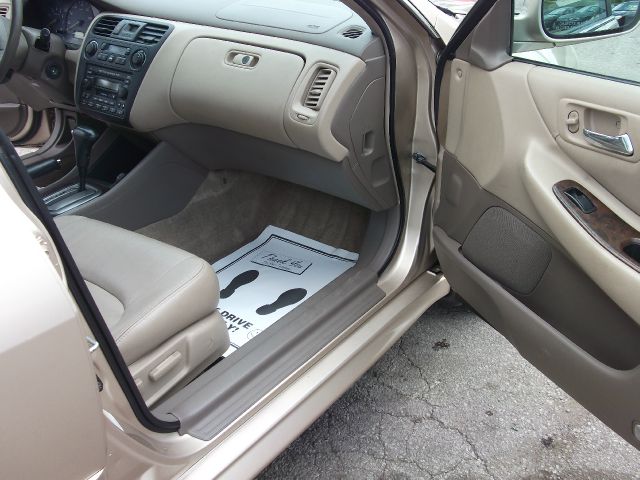 Honda Accord 2001 photo 3