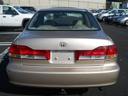 Honda Accord 2001 photo 1