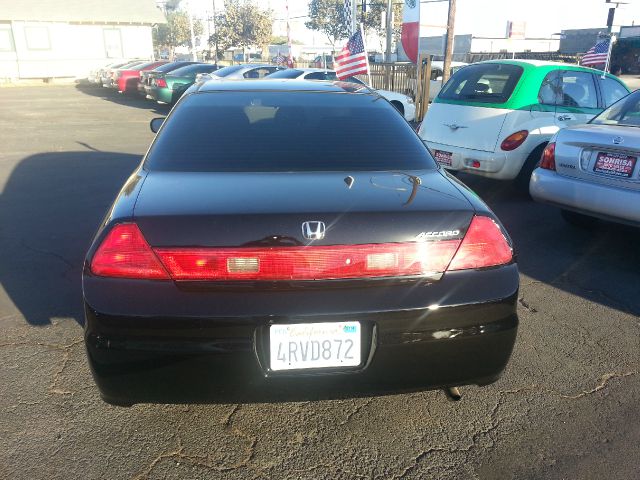Honda Accord 2001 photo 3