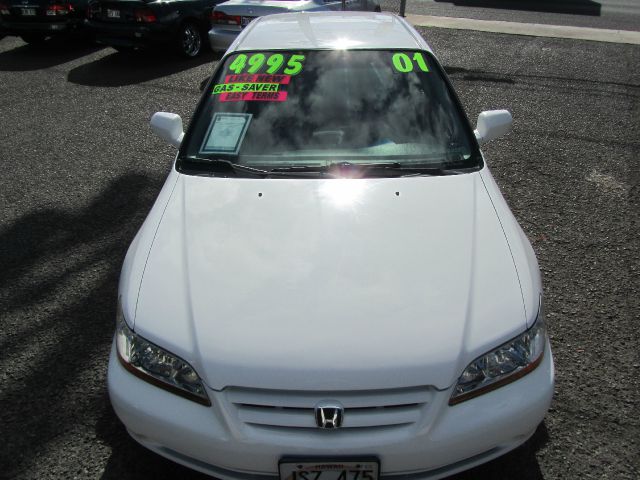 Honda Accord 2001 photo 2