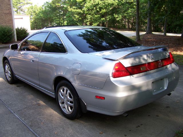 Honda Accord 2002 photo 4
