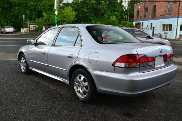 Honda Accord 2002 photo 1