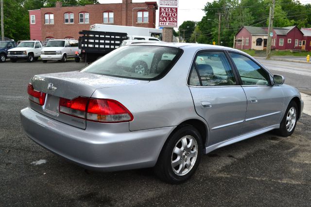 Honda Accord 2002 photo 2