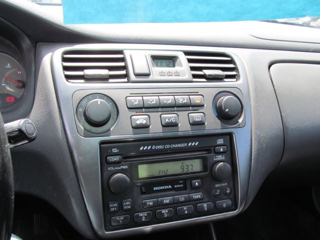 Honda Accord 2002 photo 27