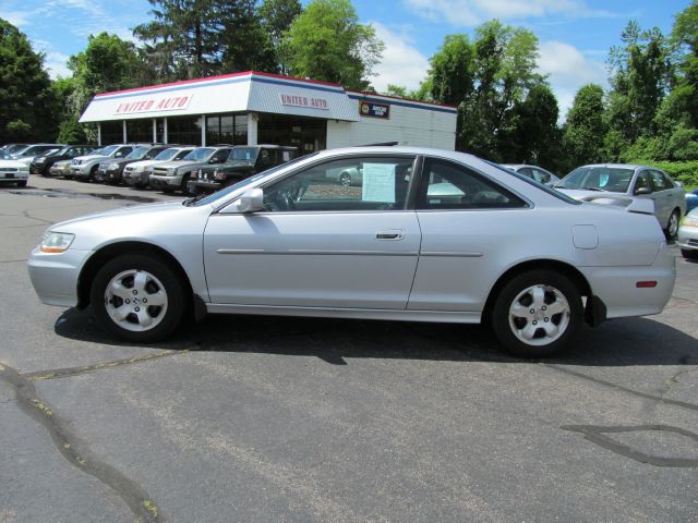 Honda Accord 2002 photo 3