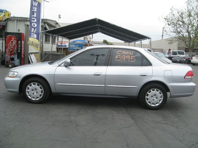 Honda Accord 2002 photo 2