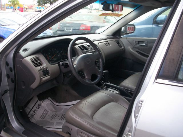 Honda Accord 2002 photo 1