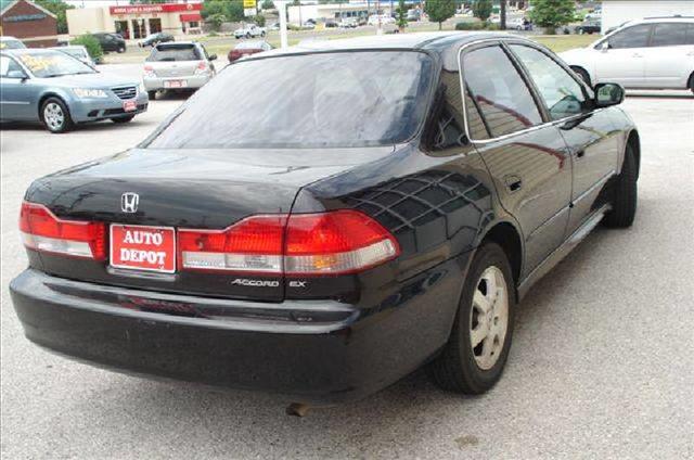 Honda Accord 2002 photo 2