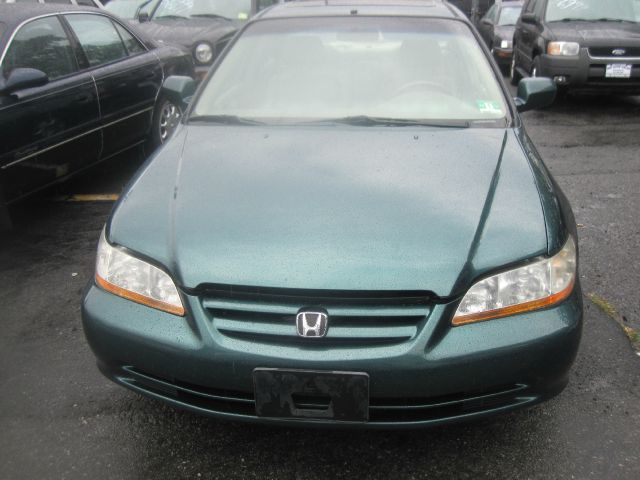 Honda Accord 2002 photo 2