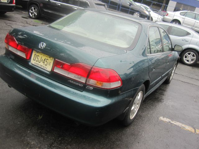 Honda Accord 2002 photo 4