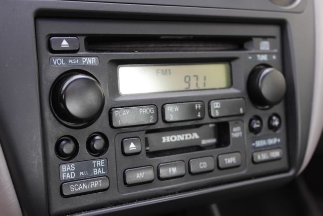 Honda Accord 2002 photo 2