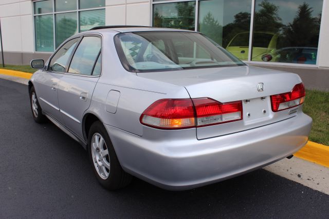 Honda Accord 2002 photo 5
