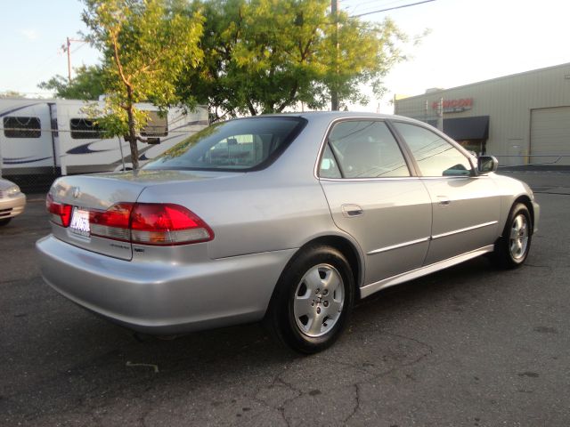 Honda Accord 2002 photo 12