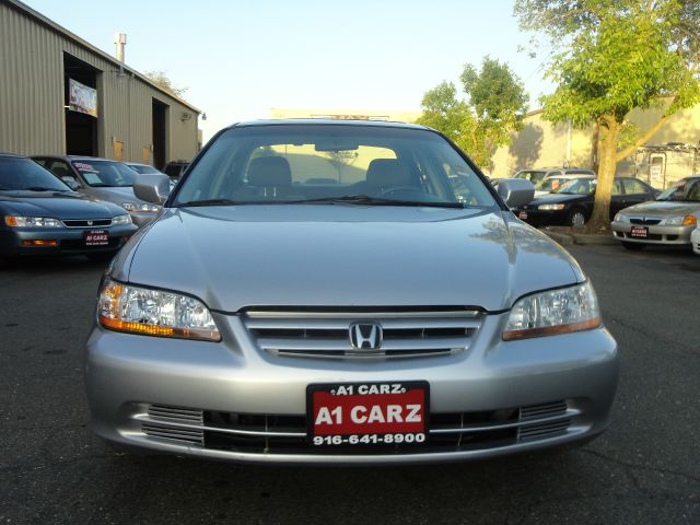 Honda Accord 2002 photo 8