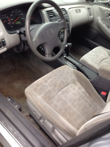 Honda Accord 2002 photo 1