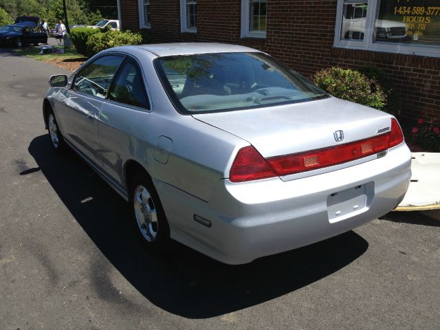 Honda Accord 2002 photo 8