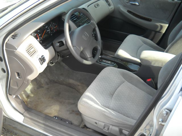 Honda Accord 2002 photo 5