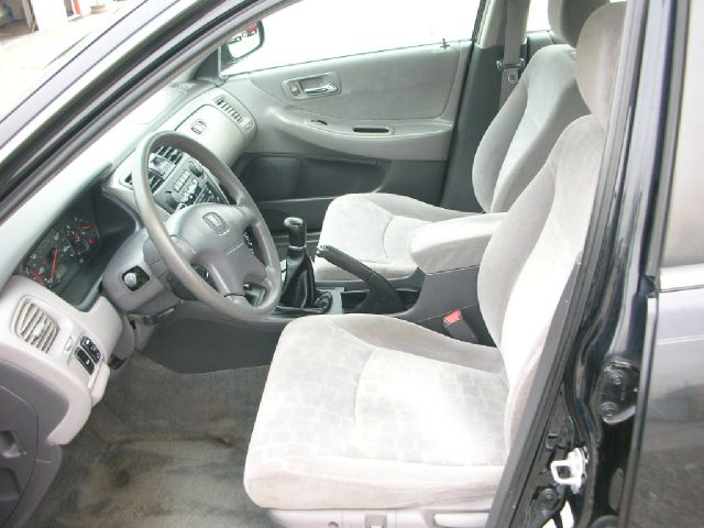 Honda Accord 2002 photo 3