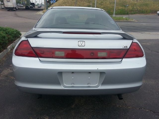 Honda Accord 2002 photo 3