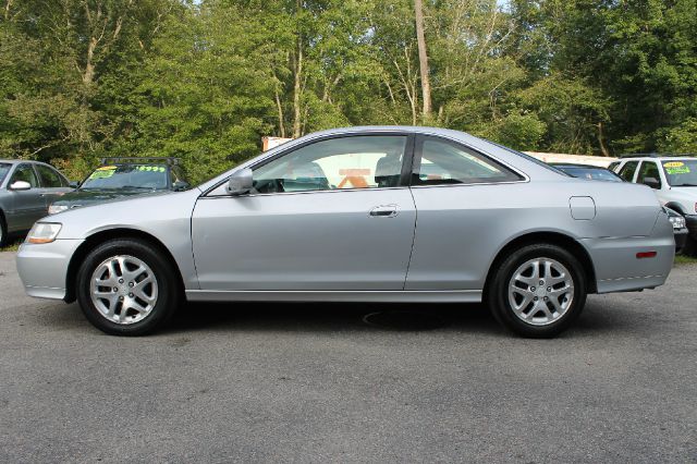 Honda Accord 2002 photo 2