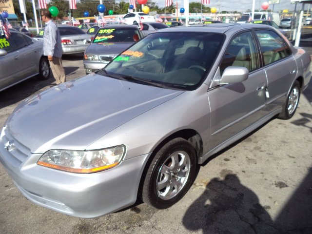 Honda Accord 2002 photo 1