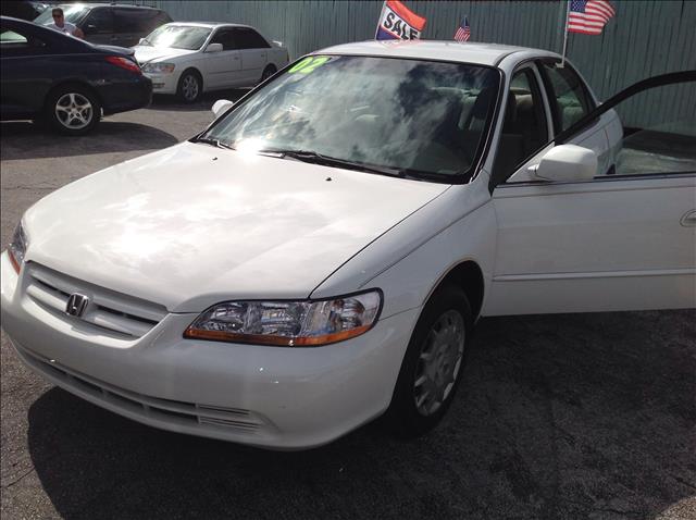 Honda Accord EXT CAB 134.0 WB 2WD LT1 Sedan