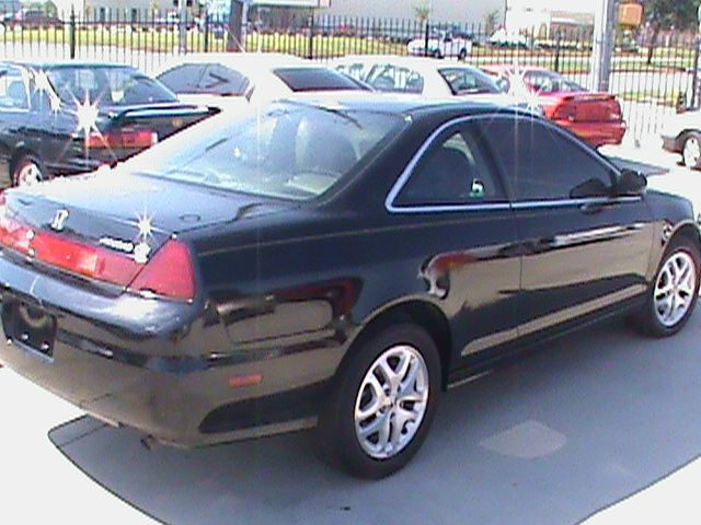Honda Accord 2002 photo 2