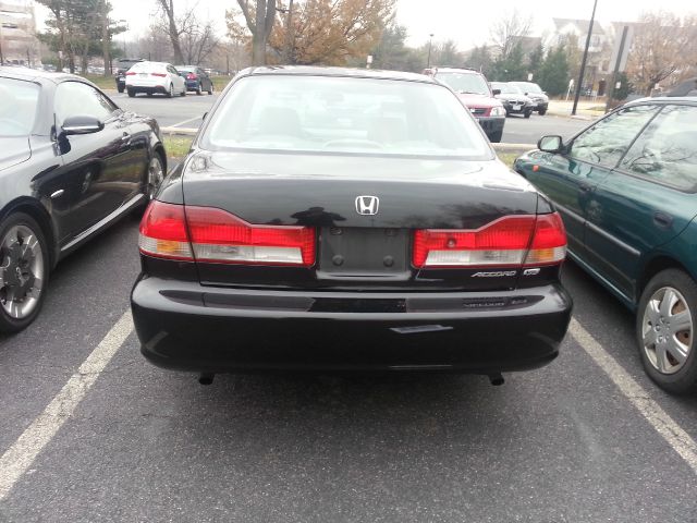 Honda Accord 2002 photo 2