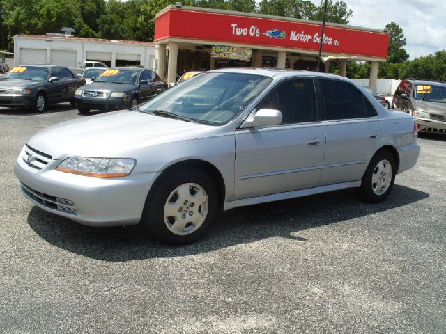 Honda Accord 2002 photo 1