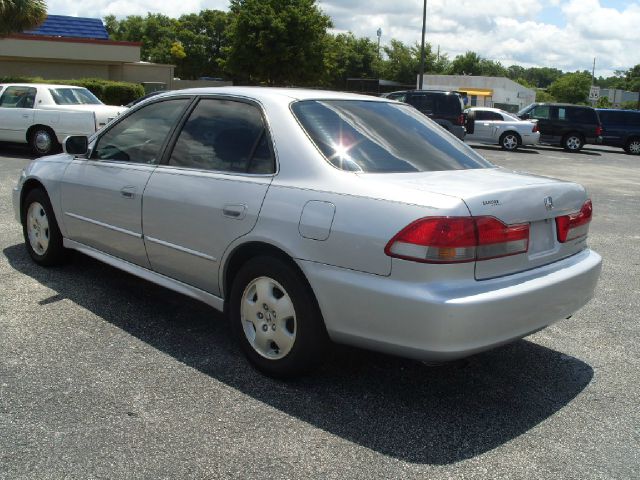 Honda Accord 2002 photo 9