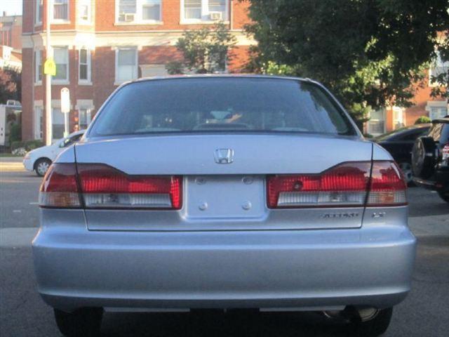 Honda Accord 2002 photo 1
