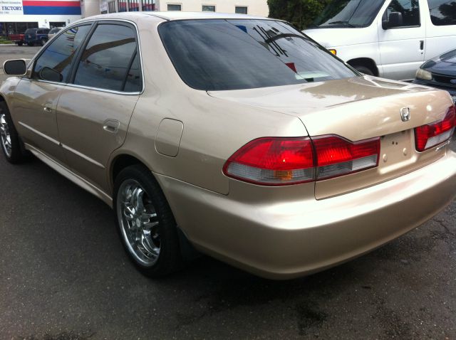 Honda Accord 2002 photo 5