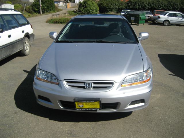 Honda Accord 2002 photo 1