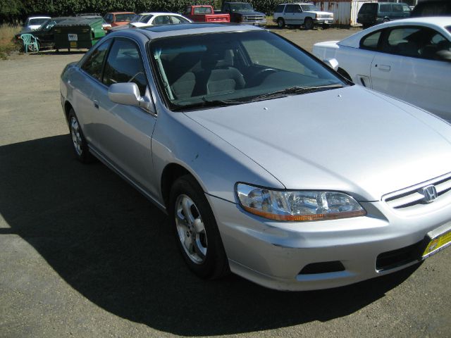 Honda Accord 2002 photo 4