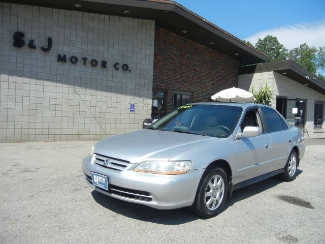 Honda Accord 2002 photo 1