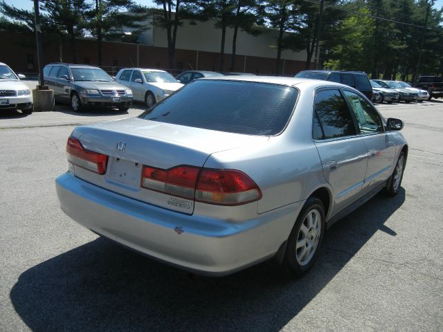 Honda Accord 2002 photo 3