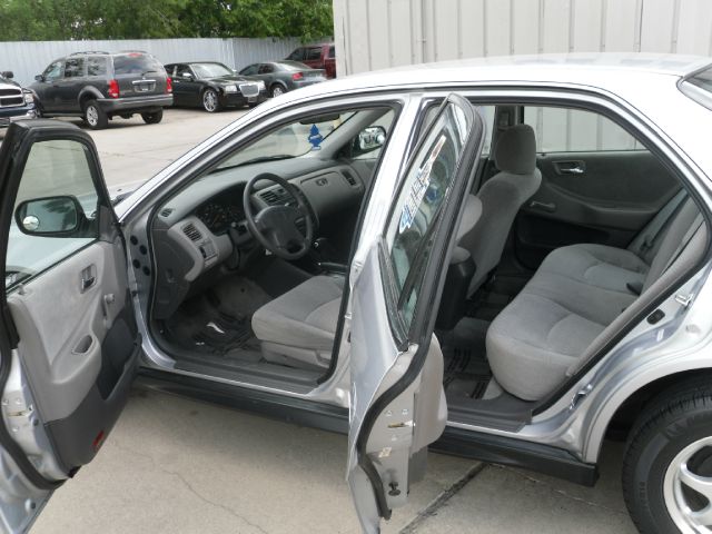 Honda Accord 2002 photo 17