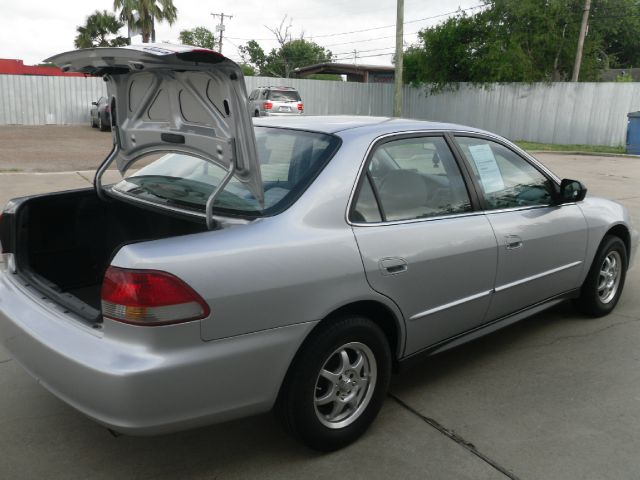 Honda Accord 2002 photo 20