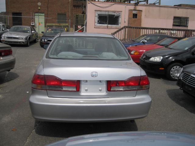 Honda Accord 2002 photo 6