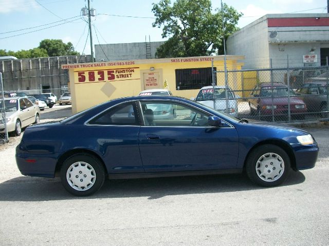 Honda Accord 2002 photo 1