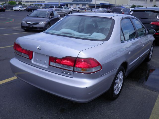 Honda Accord 2002 photo 4