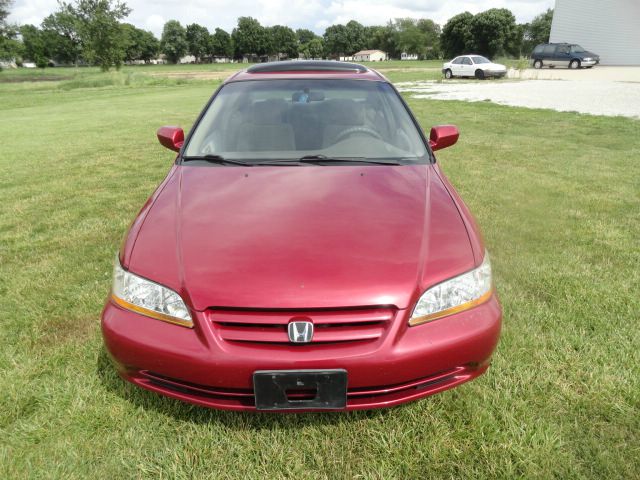 Honda Accord 2002 photo 2